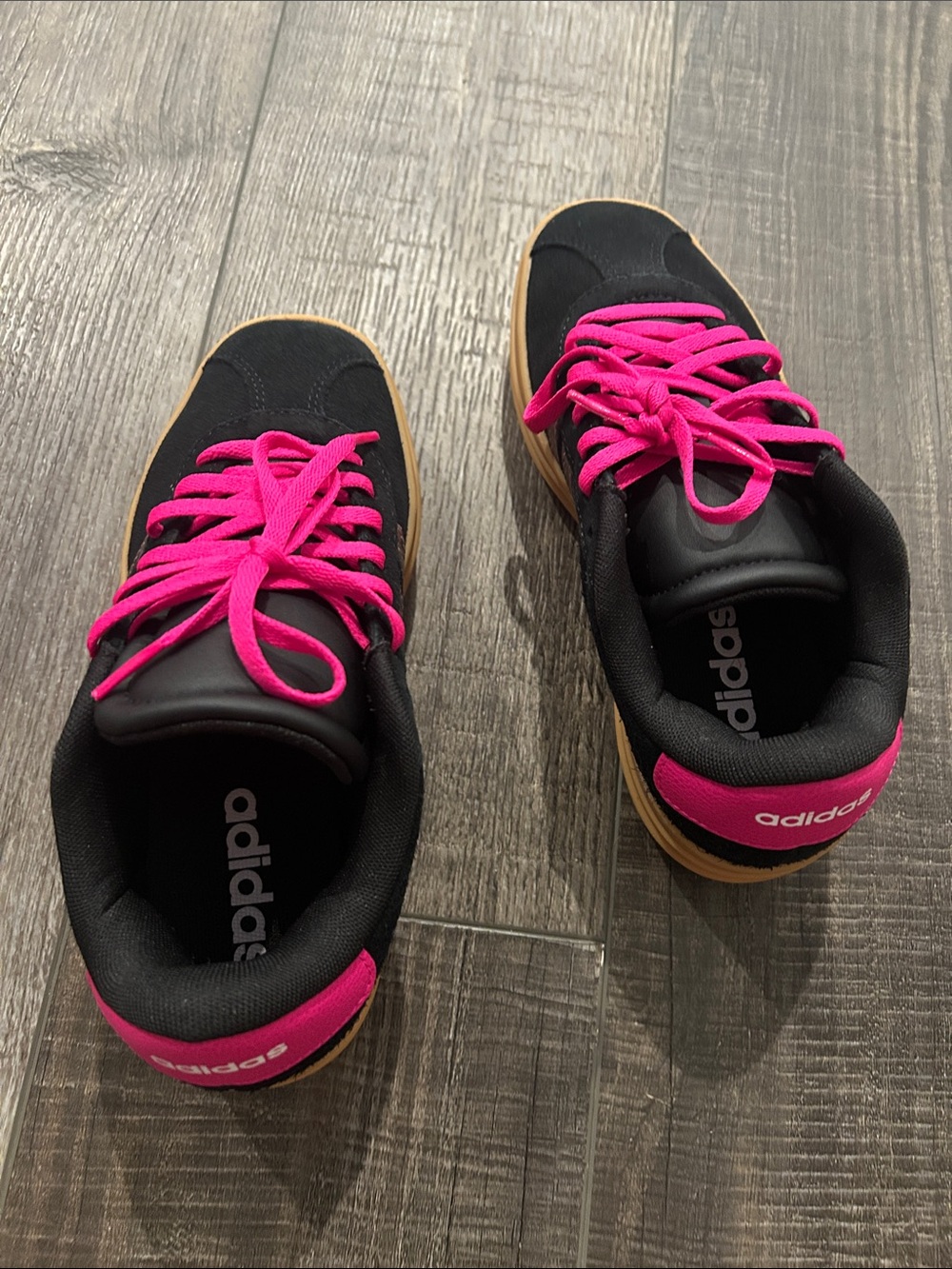 Girl adidas Black Sneakers with Hot Pink Laces and Heel size 4 1/2